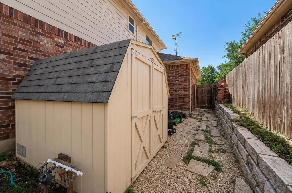 504 Chaparral Drive Leander TX 78641