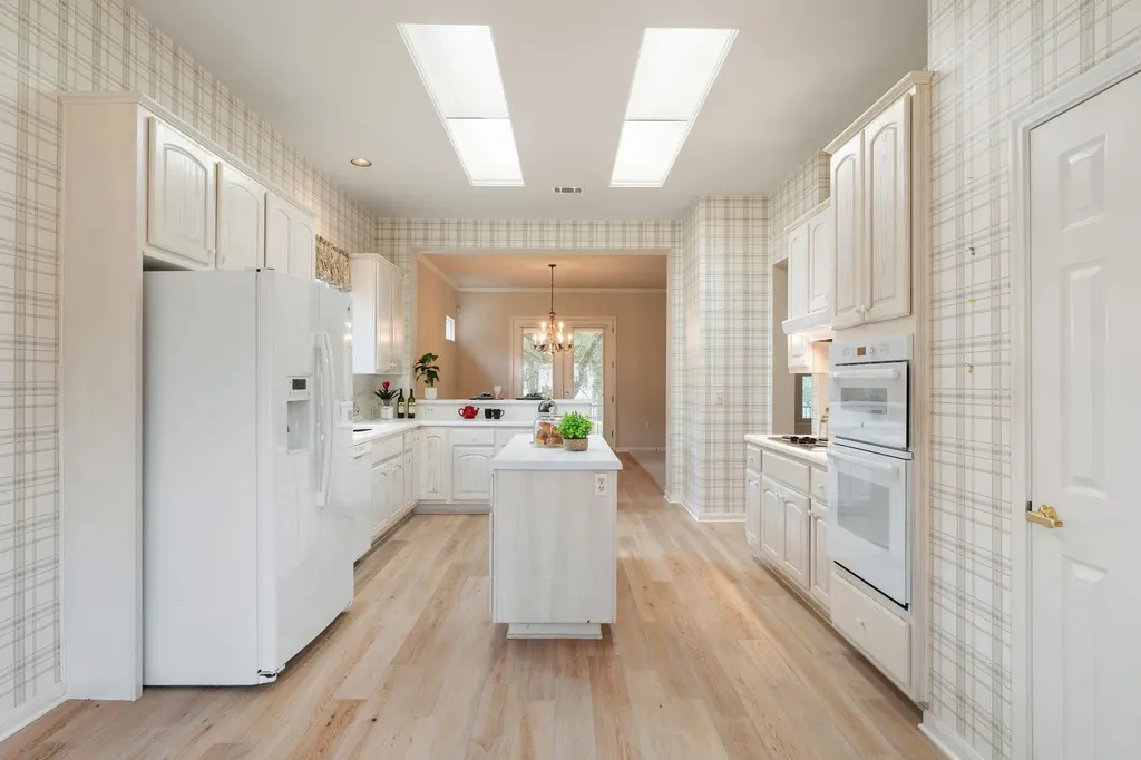 128 Dan Moody Trail Georgetown TX 78633