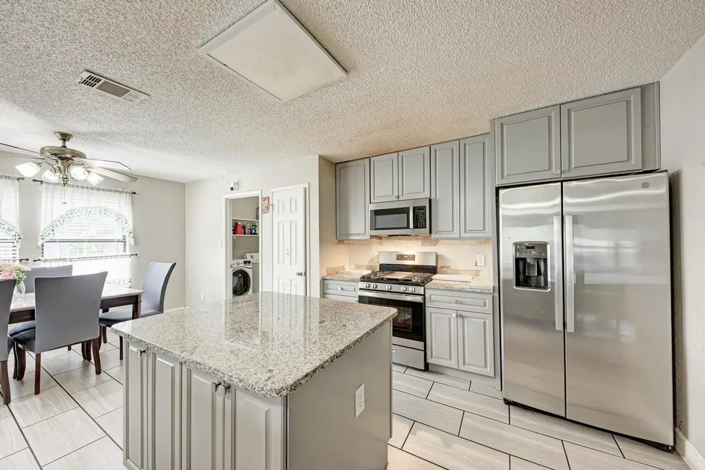 403 Hickory Ridge Trail Pflugerville TX 78660