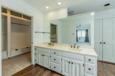 113 Indian Bend Drive Lakeway TX 78734
