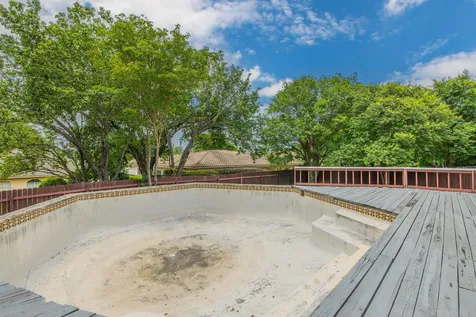 113 Indian Bend Drive Lakeway TX 78734