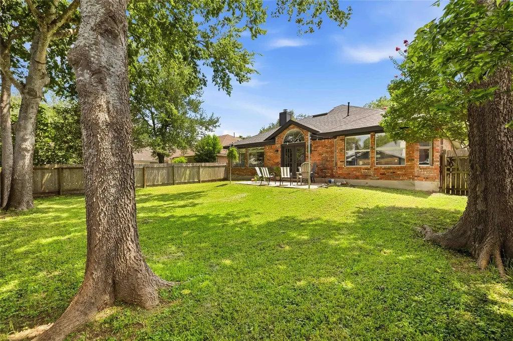 6435 Old Harbor Lane Austin TX 78739