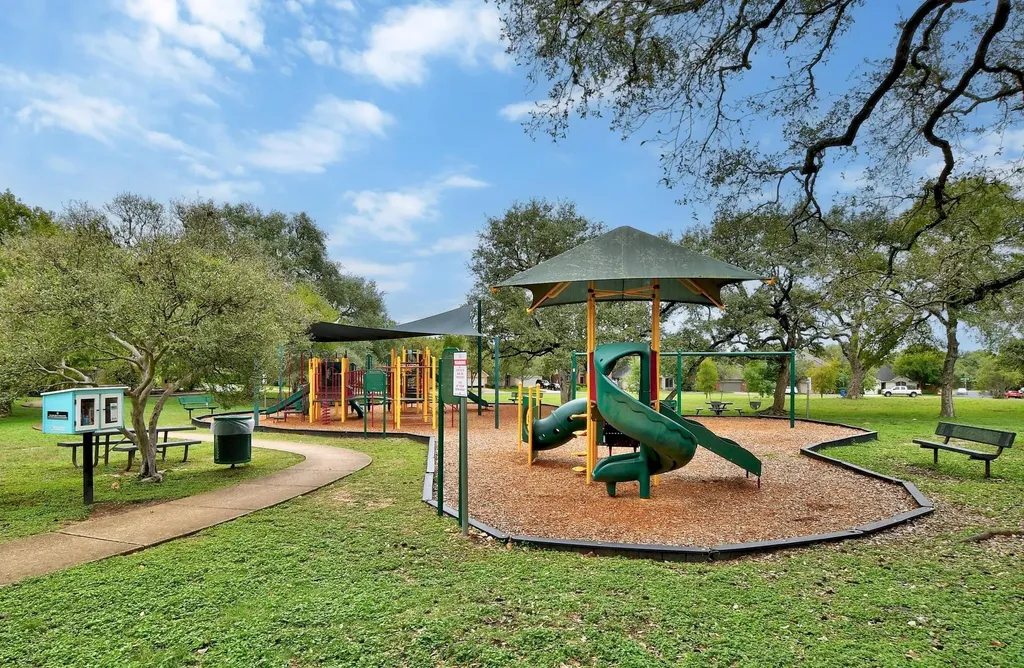 6435 Old Harbor Lane Austin TX 78739