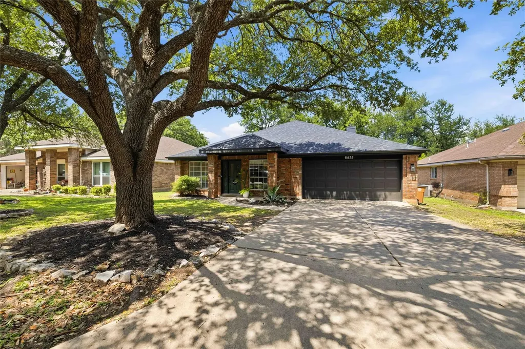 6435 Old Harbor Lane Austin TX 78739