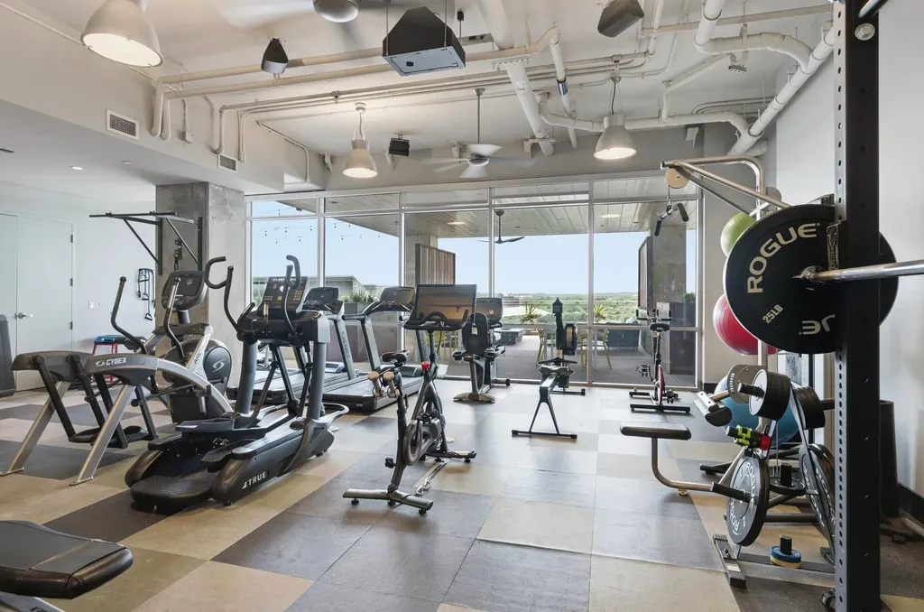 222 West Avenue Austin TX 78701