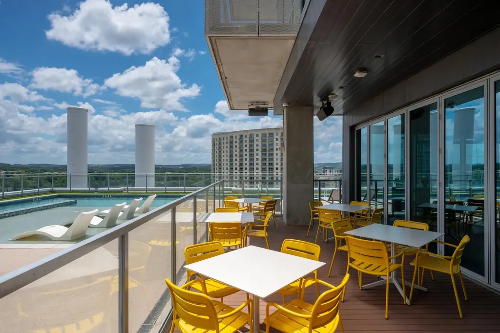 222 West Avenue Austin TX 78701