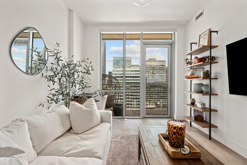 222 West Avenue Austin TX 78701