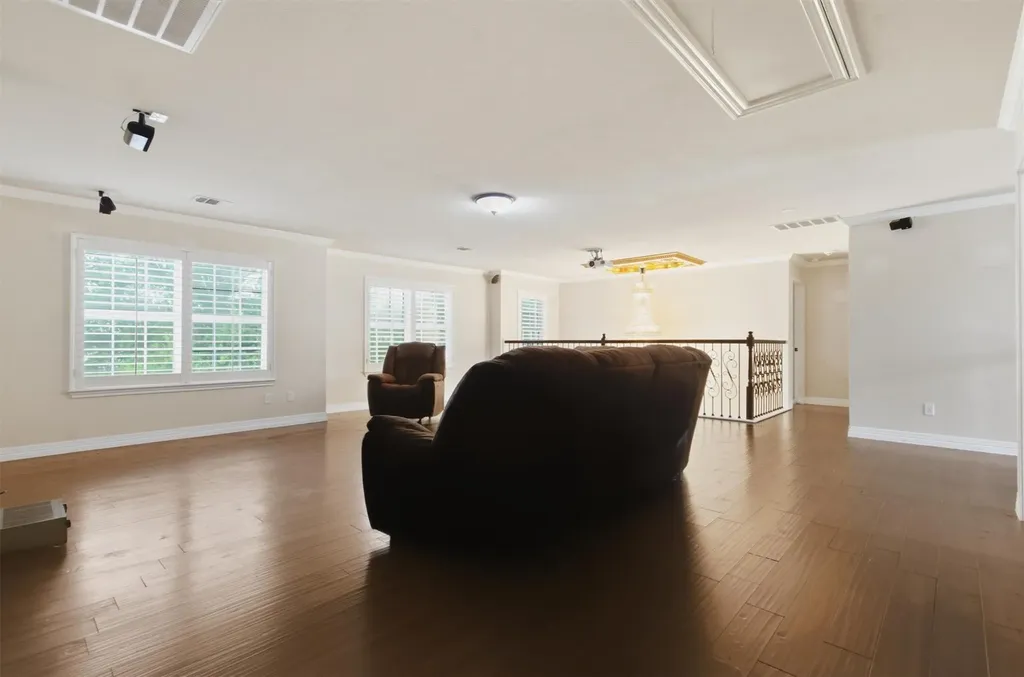 113 Scarlet Oak Cove Kyle TX 78640