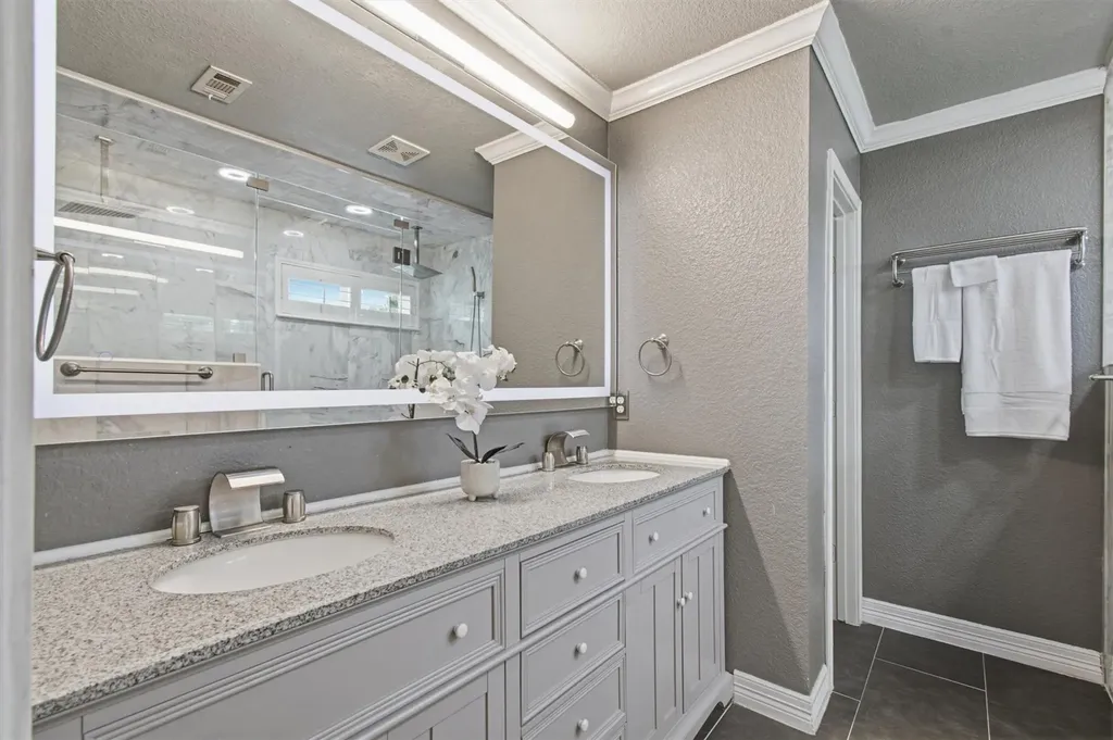 113 Scarlet Oak Cove Kyle TX 78640