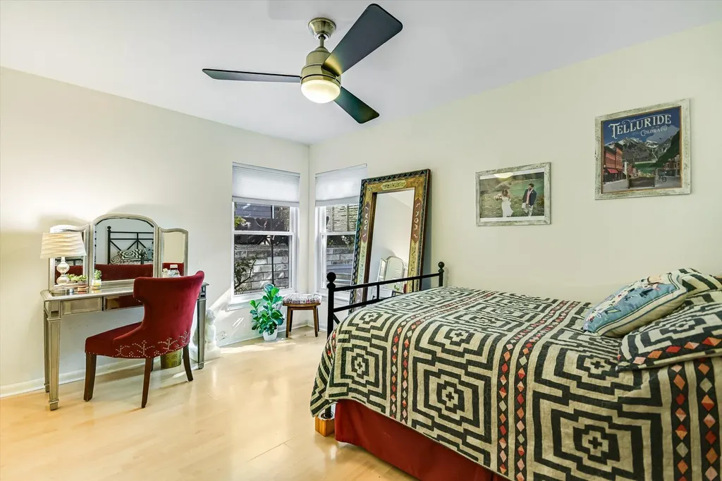 2805 S 5th Street Austin TX 78704