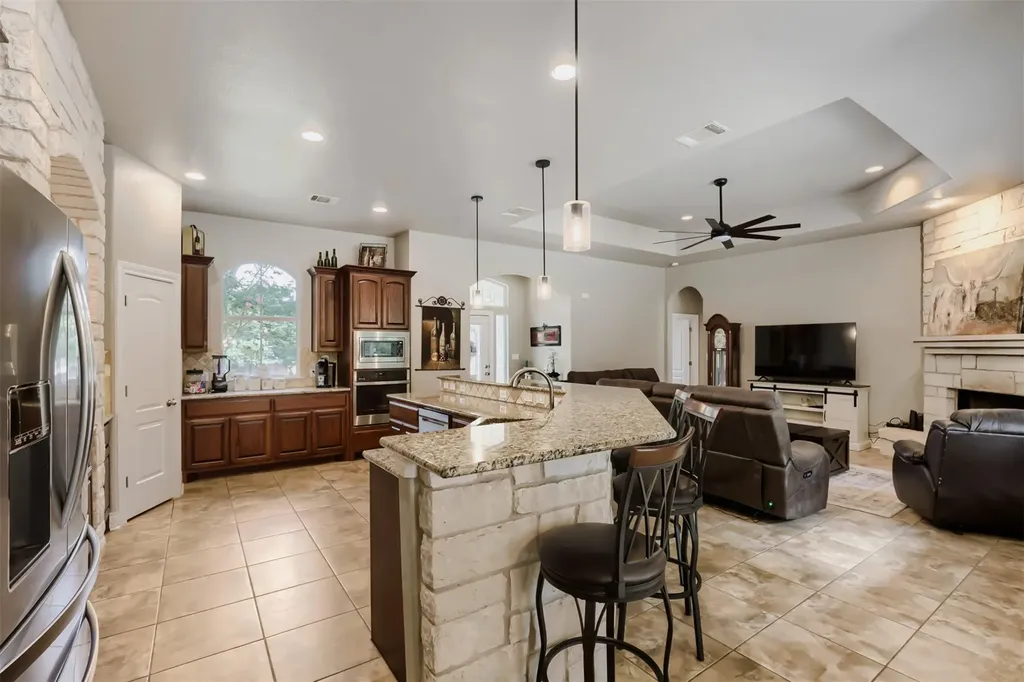 138 Elm Wood Drive Elgin TX 78621