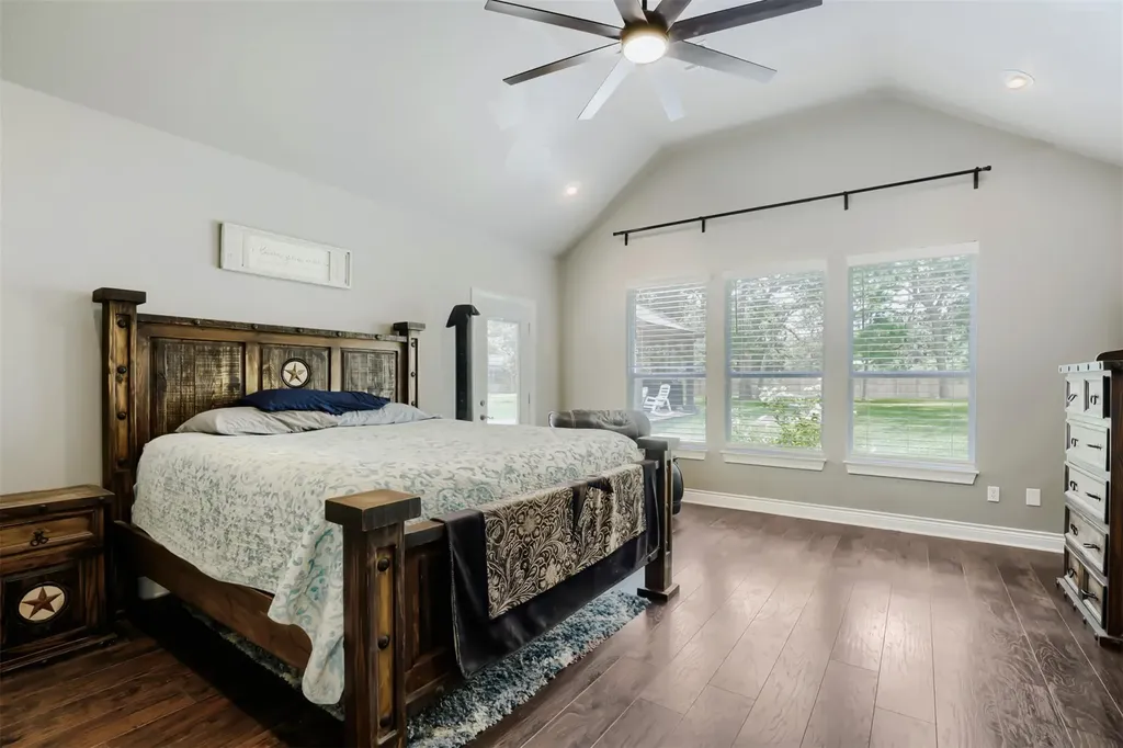 138 Elm Wood Drive Elgin TX 78621