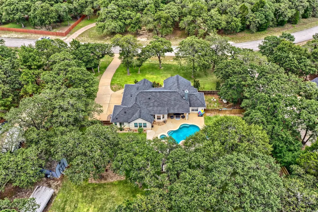 138 Elm Wood Drive Elgin TX 78621