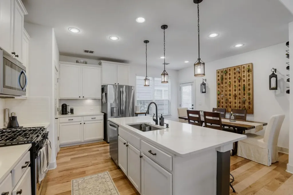 2003 Hermia Street Austin TX 78741