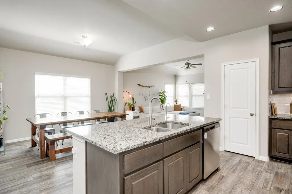 709 Tinton Falls Lane Pflugerville TX 78660