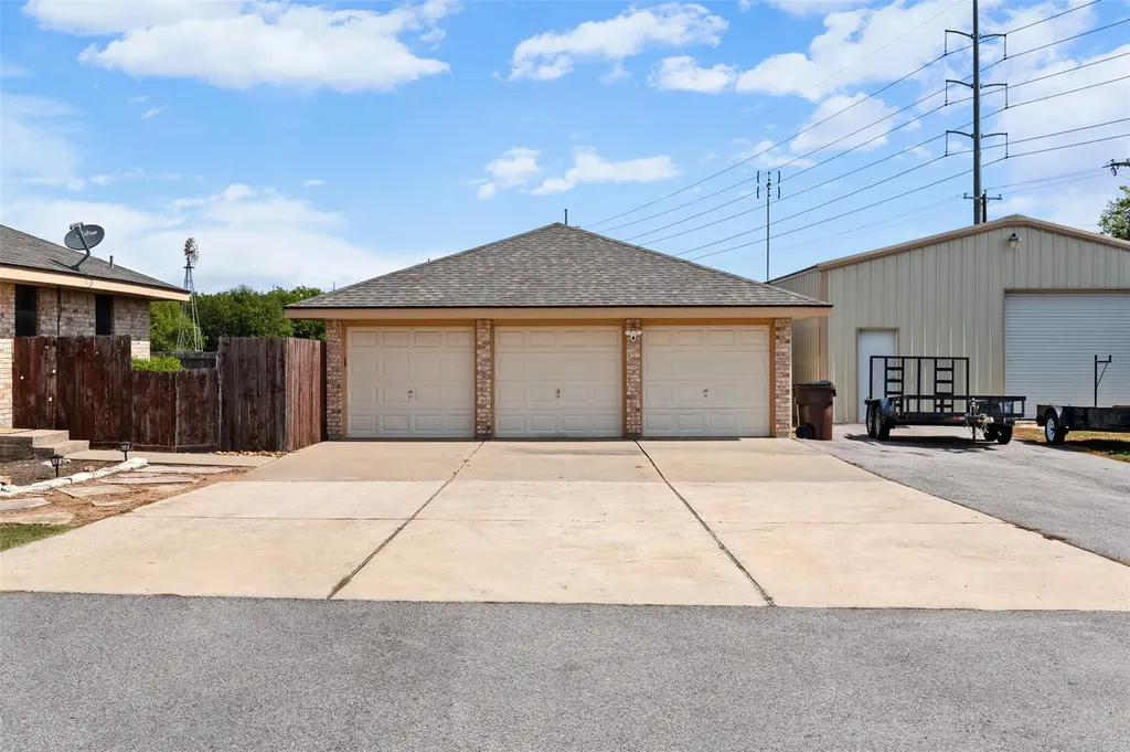 1512 Panther Loop Pflugerville TX 78660
