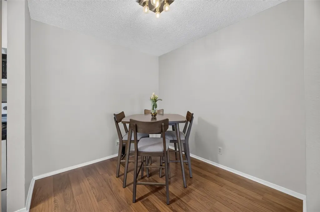 3115 Helms Street Austin TX 78705