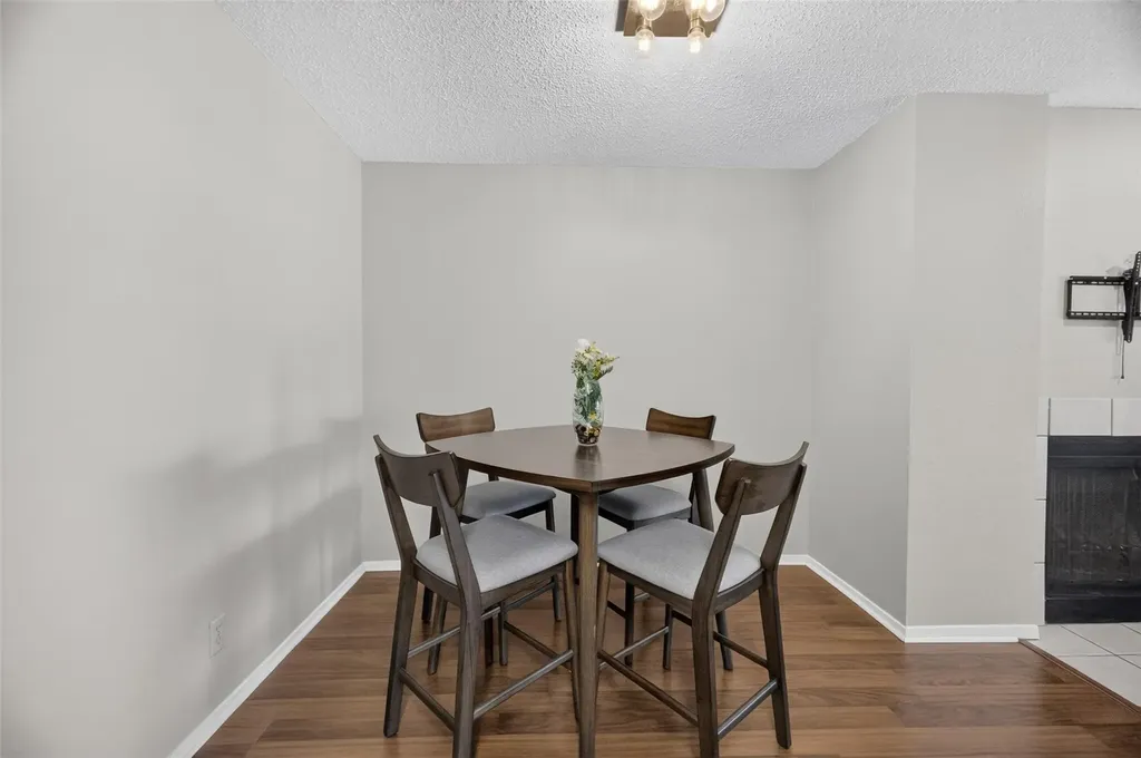 3115 Helms Street Austin TX 78705