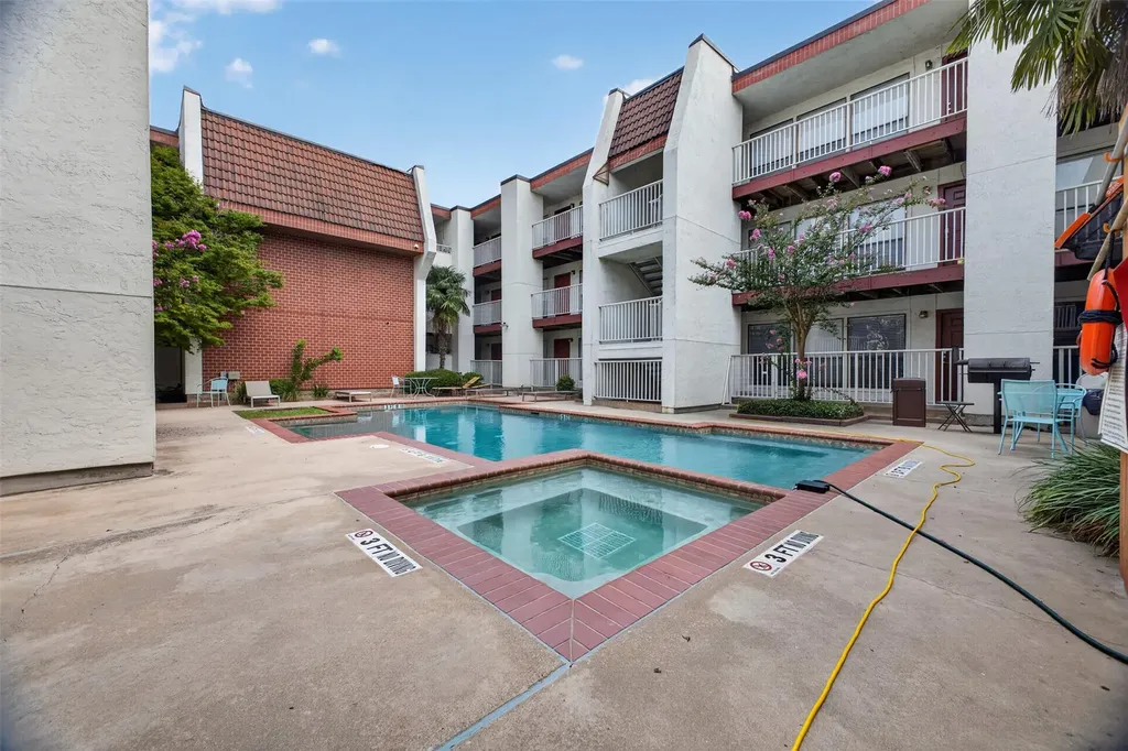 3115 Helms Street Austin TX 78705
