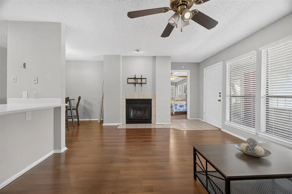 3115 Helms Street Austin TX 78705