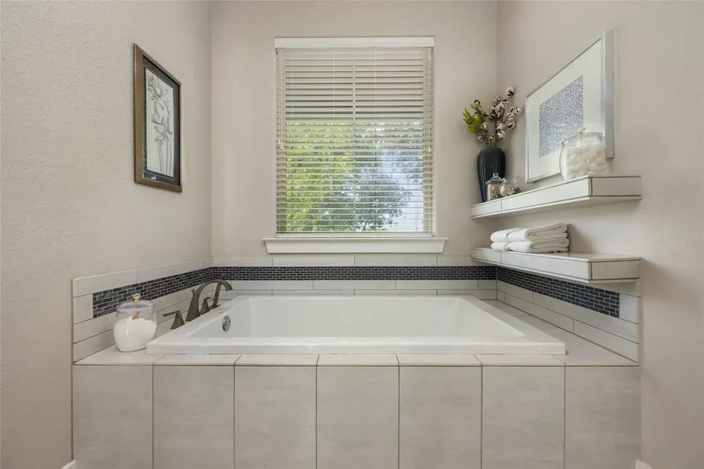 321 Aldea Cove Georgetown TX 78633