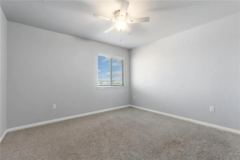 170 Kingfisher Lane Kyle TX 78640