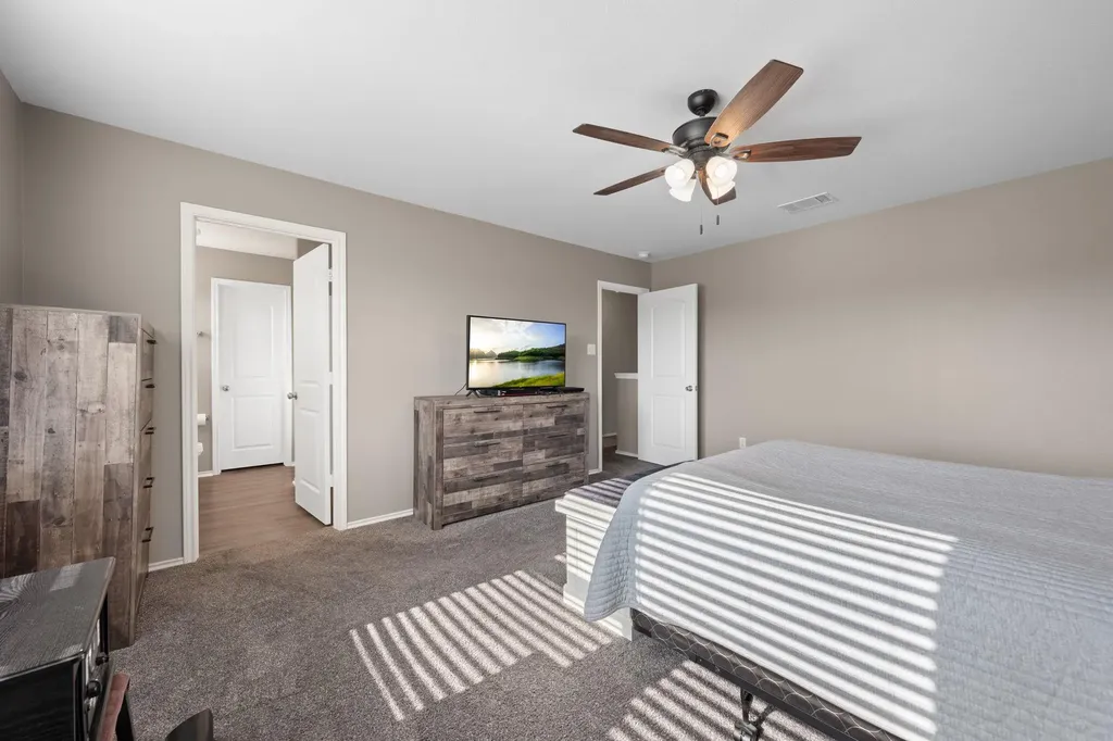 412 Perryville Loop Liberty Hill TX 78642