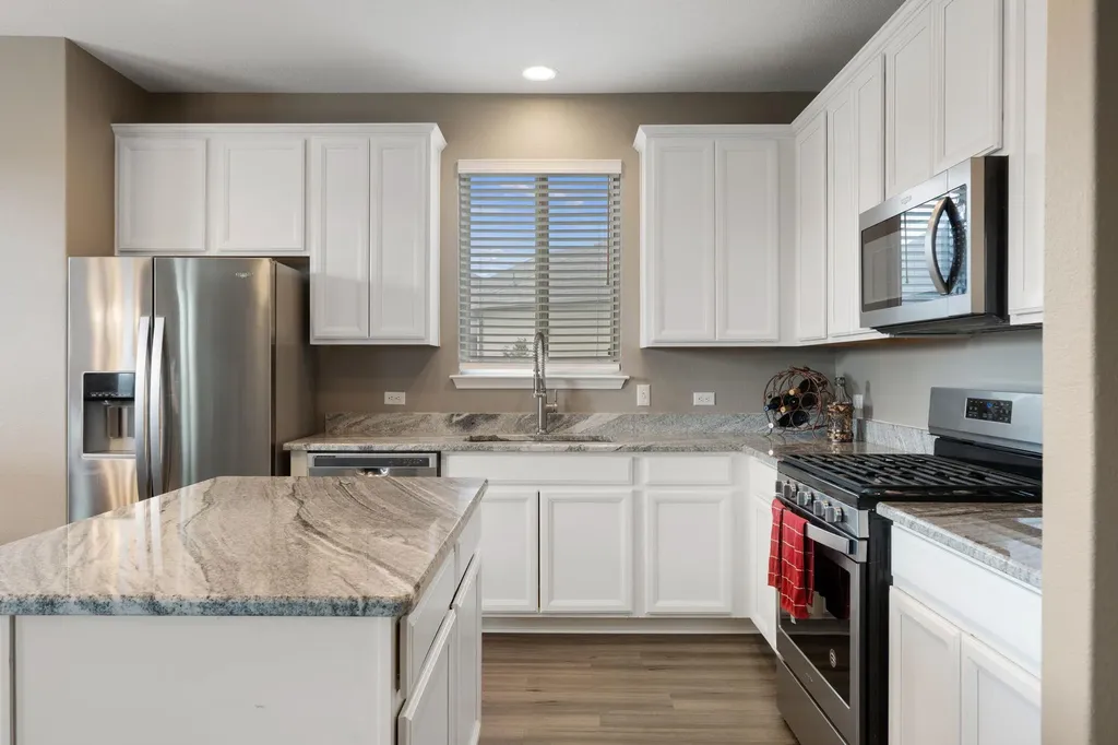 412 Perryville Loop Liberty Hill TX 78642