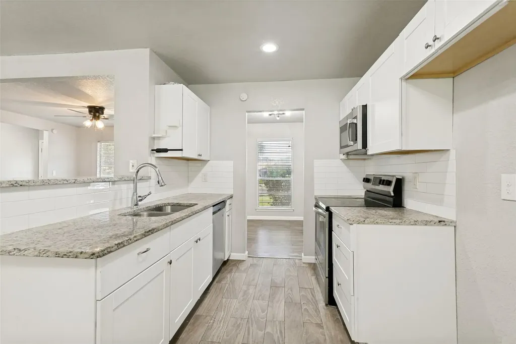 7247 Glen Hill San Antonio TX 78239