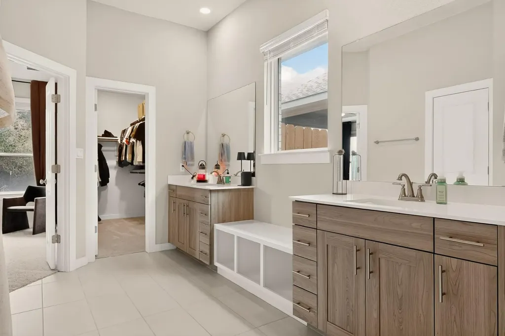 1008 Summer Glen Georgetown TX 78628