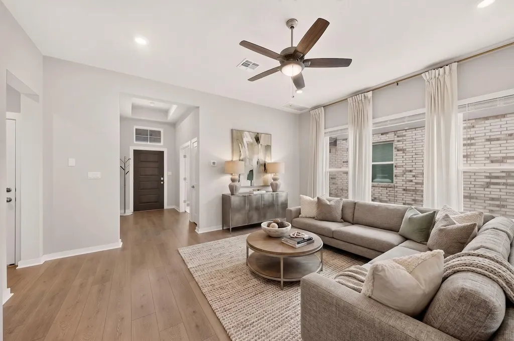 1008 Summer Glen Georgetown TX 78628