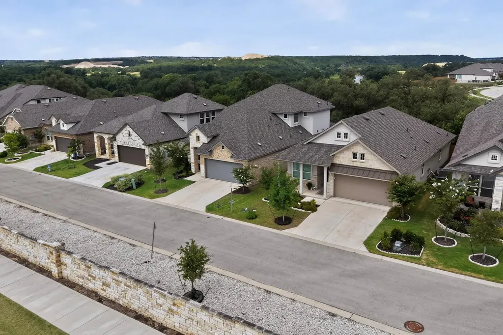 1008 Summer Glen Georgetown TX 78628