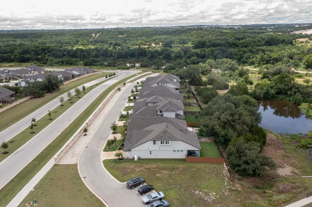 1008 Summer Glen Georgetown TX 78628