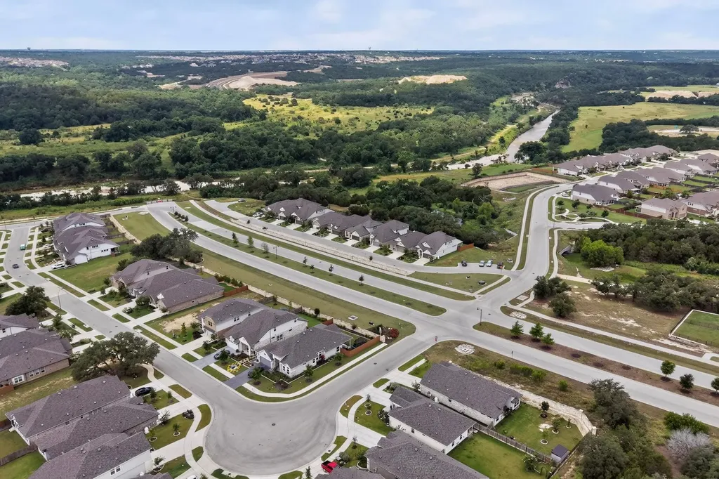 1008 Summer Glen Georgetown TX 78628