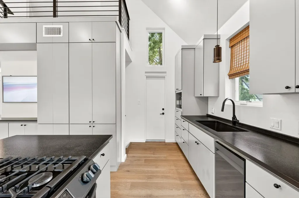 5505 Duval Street Austin TX 78751
