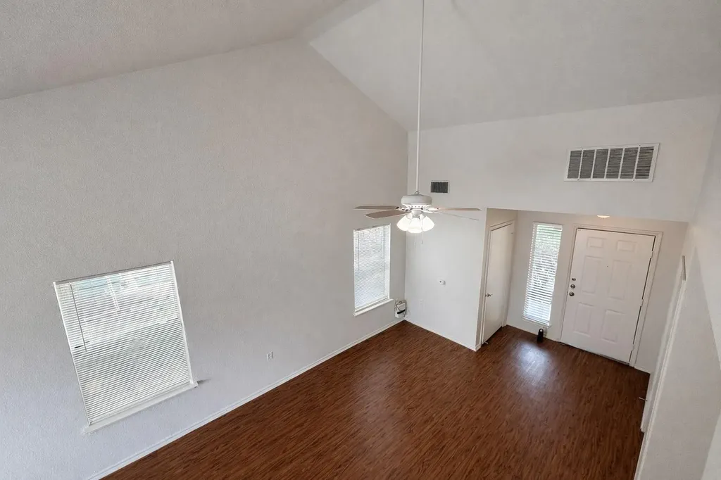 17741 Golden Valley Drive Manor TX 78653