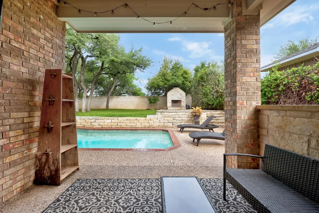 2204 Rio Mesa Drive Austin TX 78732