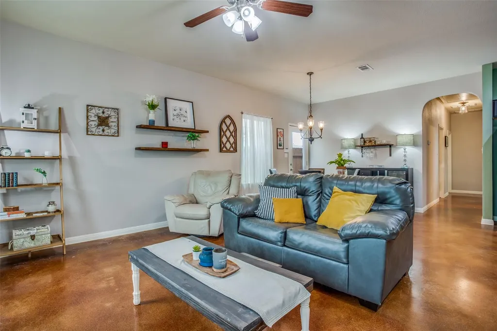 4518 Senda Lane Austin TX 78725