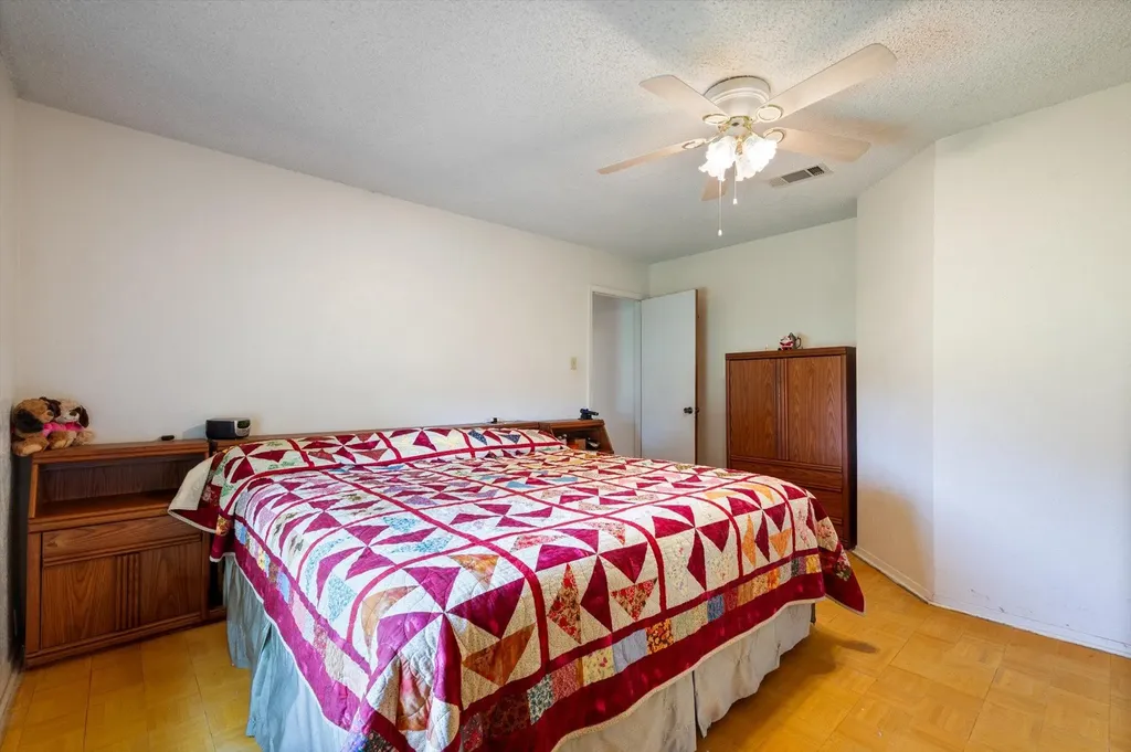 8 Valley Creek Road Round Rock TX 78664