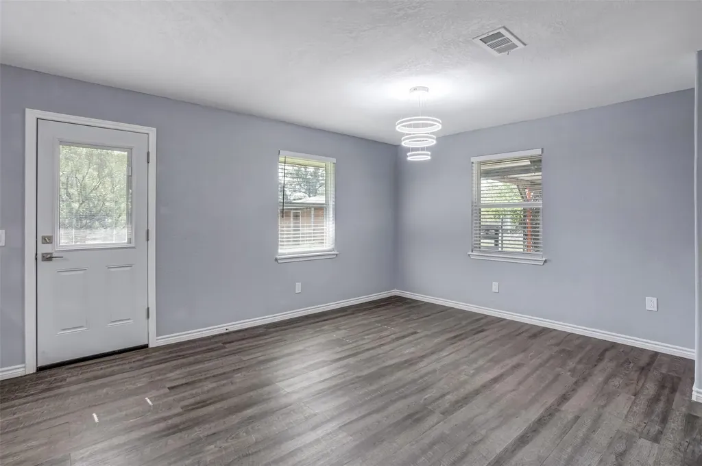 1708 Woodcrest Drive Marble Falls TX 78654