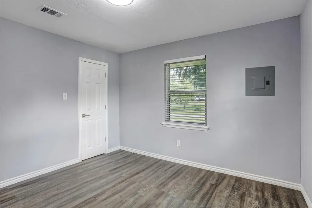 1708 Woodcrest Drive Marble Falls TX 78654