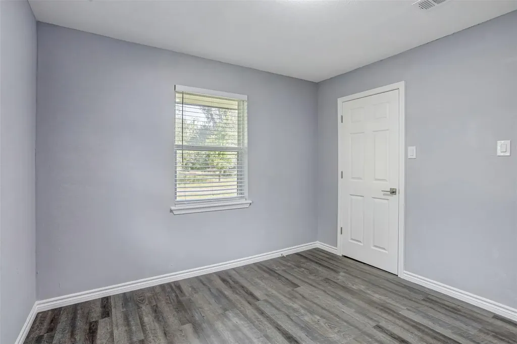 1708 Woodcrest Drive Marble Falls TX 78654