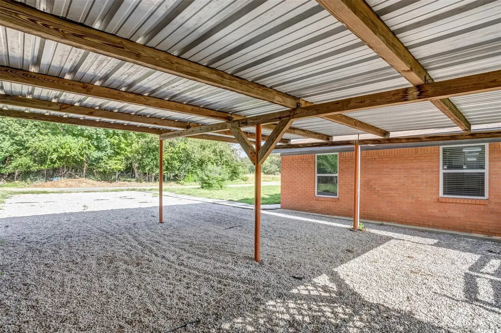 1708 Woodcrest Drive Marble Falls TX 78654