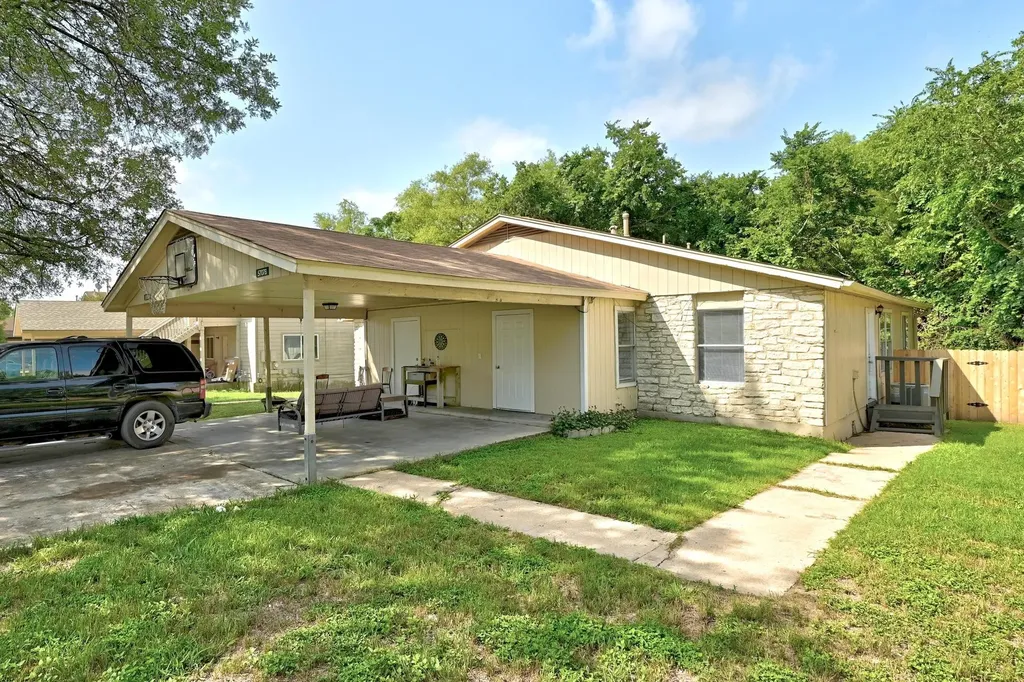 5707 Spring Meadow Road Austin TX 78744