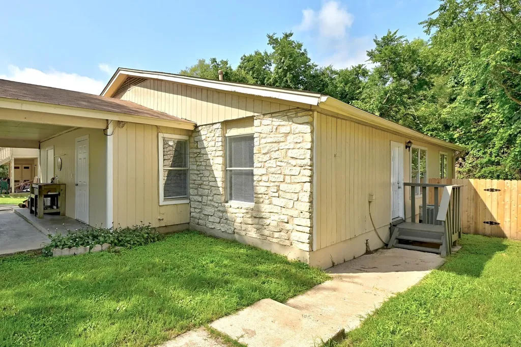 5707 Spring Meadow Road Austin TX 78744