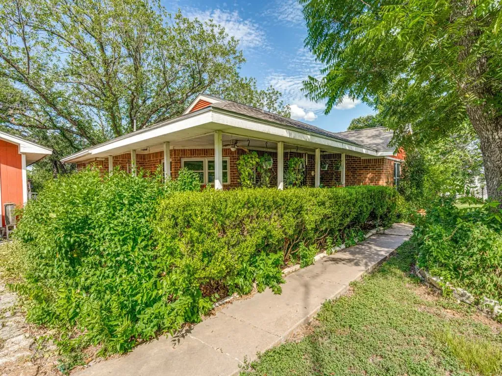 1035 Palomino Road Kyle TX 78640