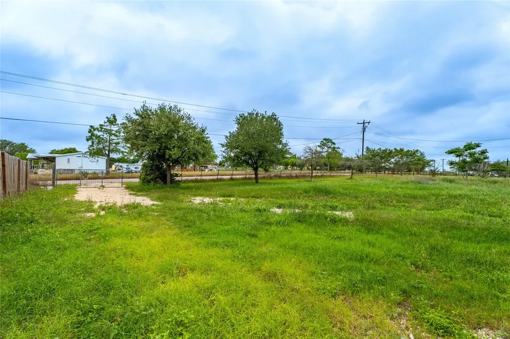 100 Cattle Bend Kyle TX 78640