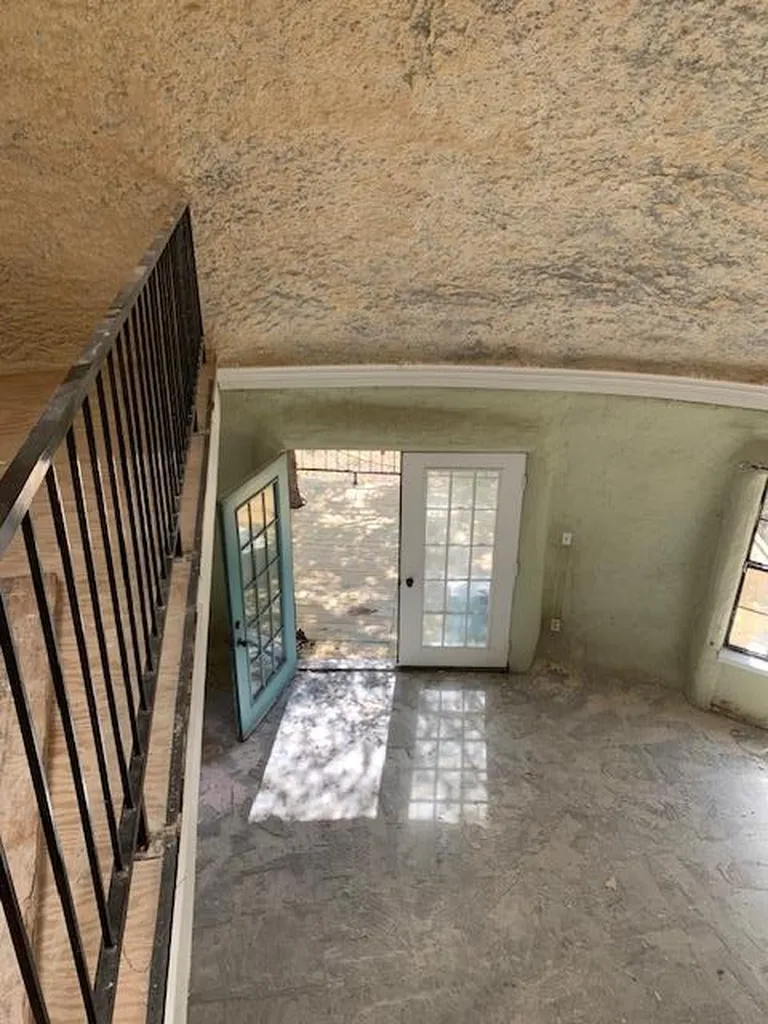 18501 N Venture Drive Point Venture TX 78645