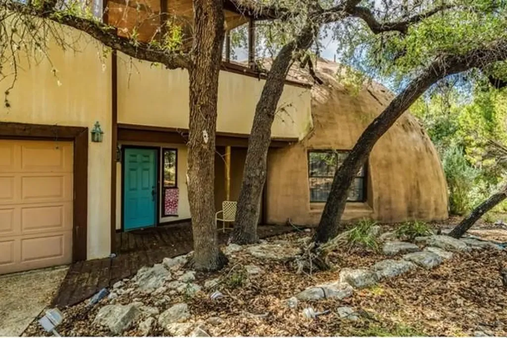 18501 N Venture Drive Point Venture TX 78645