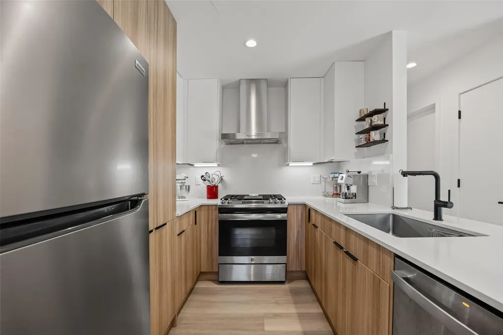 1907 Albury Cove Austin TX 78758